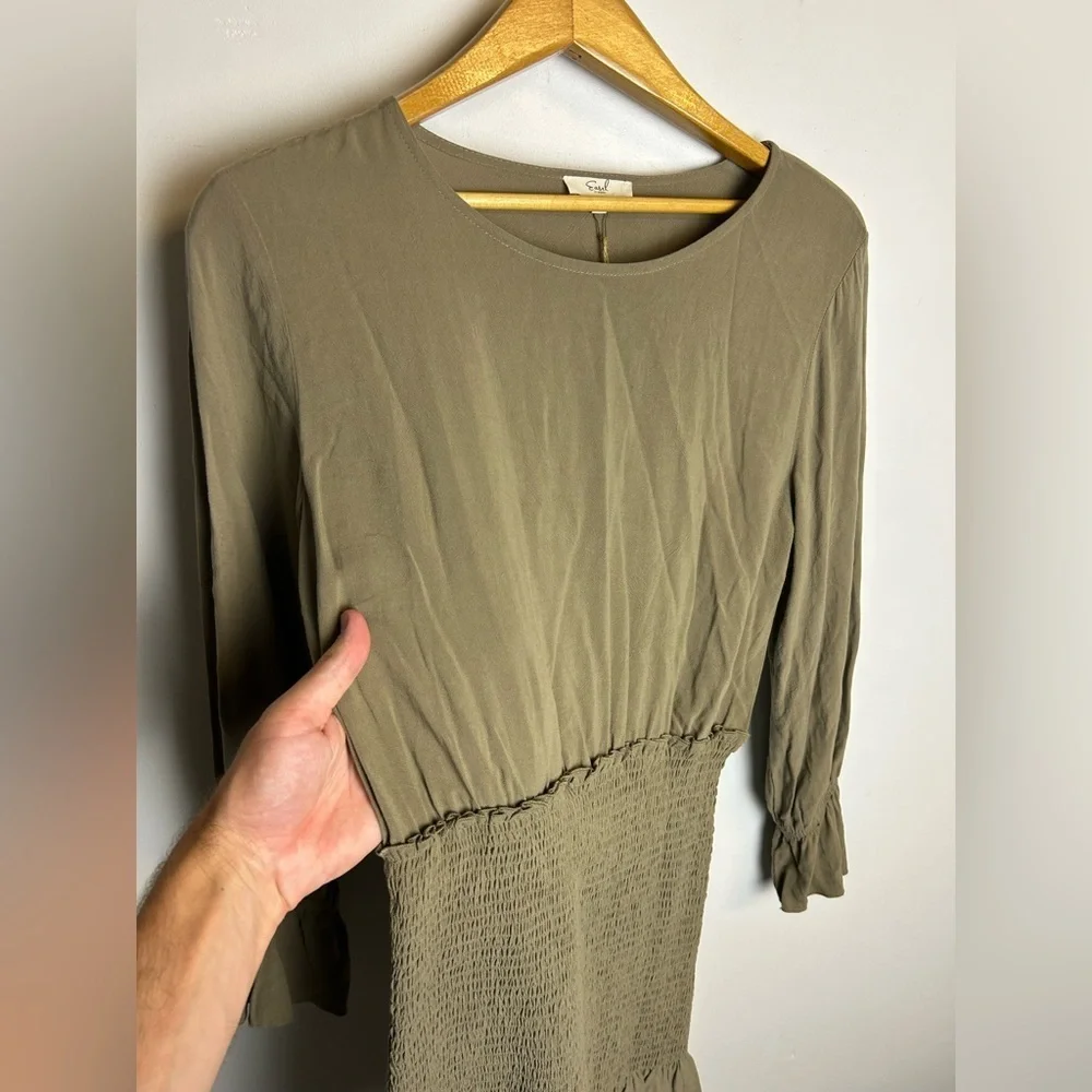 easel nwt tags